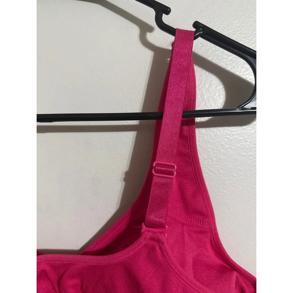 Puma Womens Seamless V-Neck Sports Bra Pink Adjustable Straps Size XL